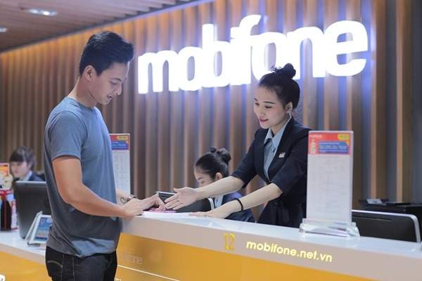 Chuyển đổi eSIM Mobifone tại các điểm giao dịch