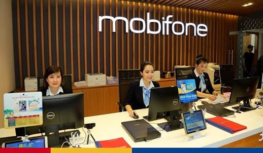 Chuyển đổi esim MobiFone tại Trung tâm giao dịch